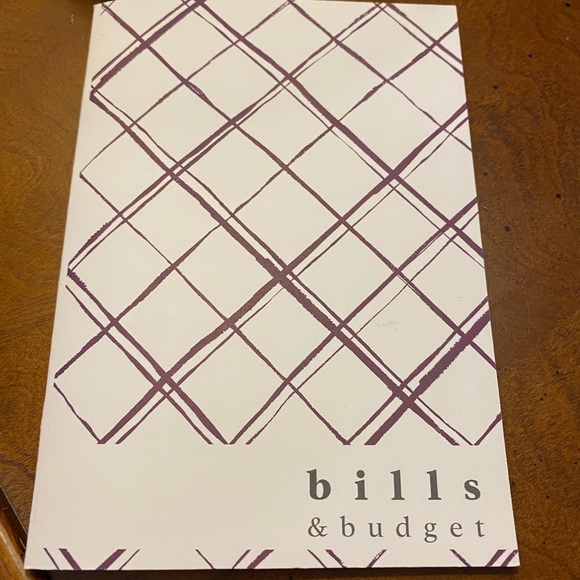 Bills &budget tracker - Picture 2 of 3